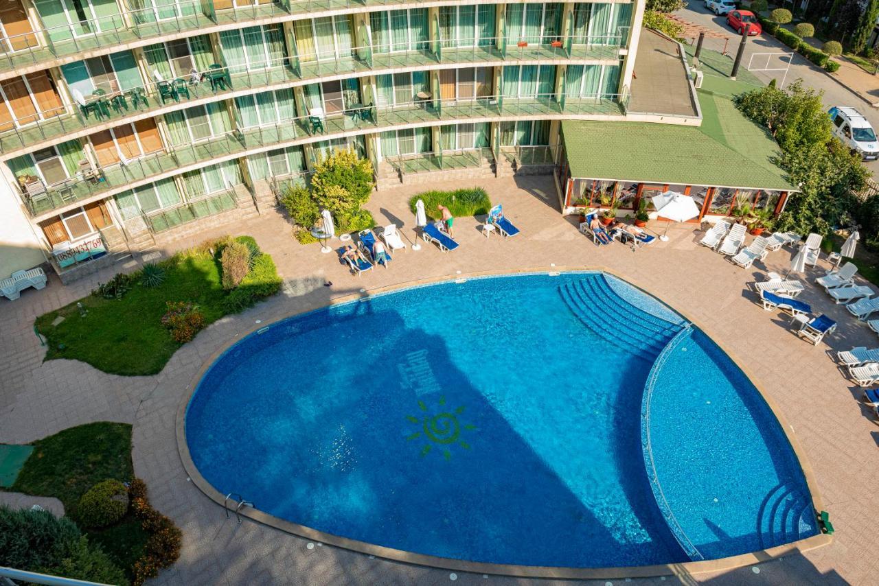 Julia Family - Menada Apartments Slantschew brjag Exterior foto
