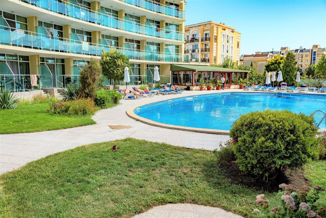 Julia Family - Menada Apartments Slantschew brjag Exterior foto
