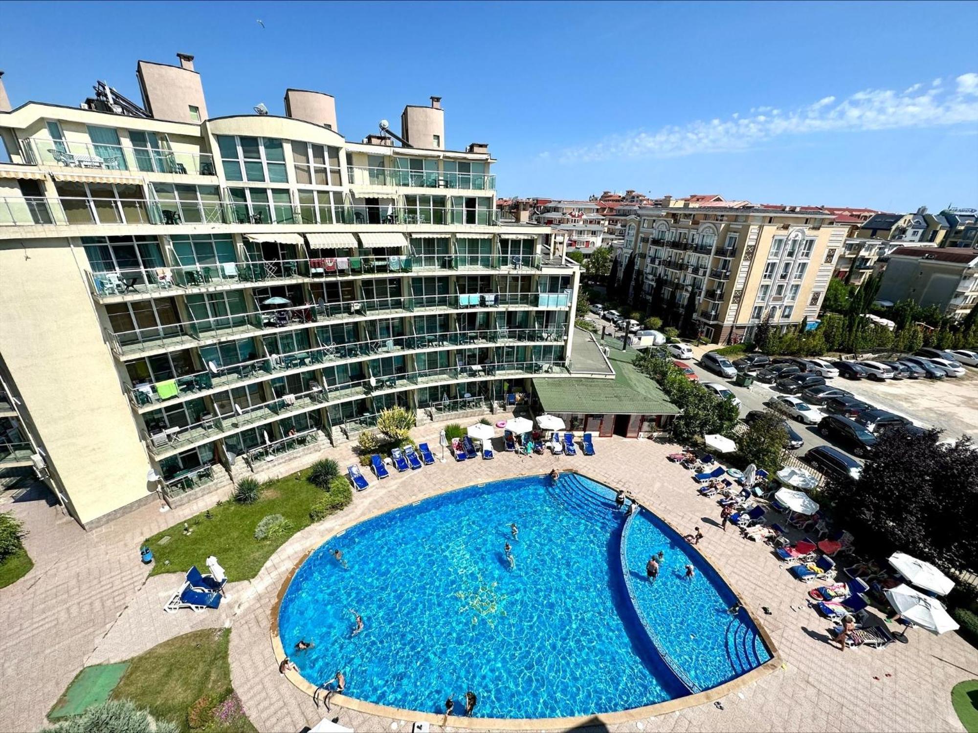 Julia Family - Menada Apartments Slantschew brjag Exterior foto